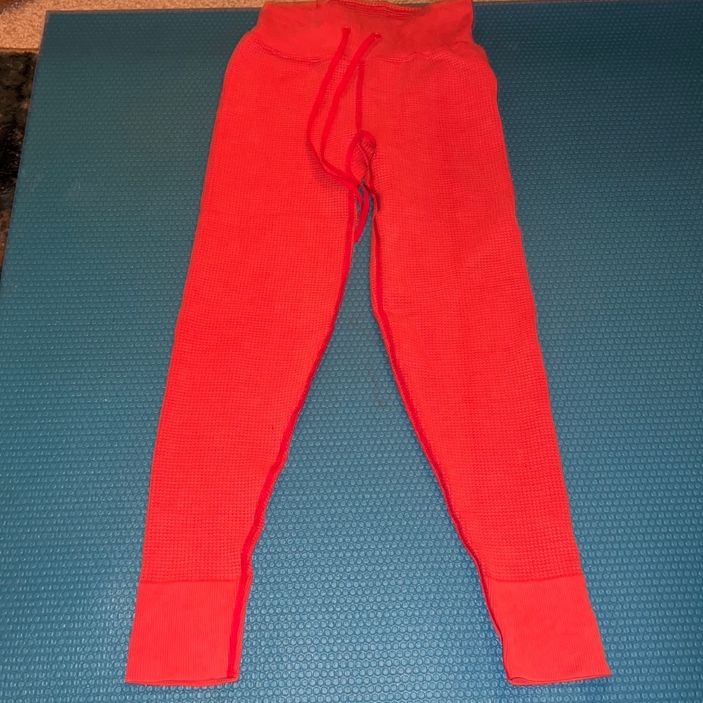 Victoria Secret medium soft thermal leggings